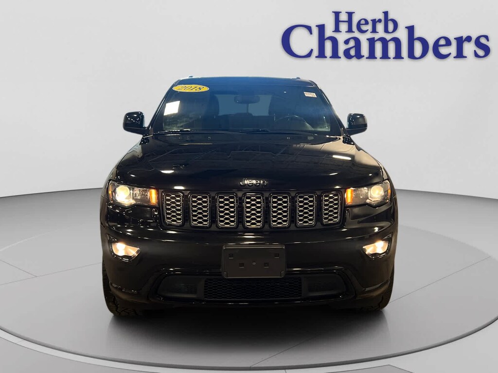 Used 2018 Jeep Grand Cherokee Altitude SUV