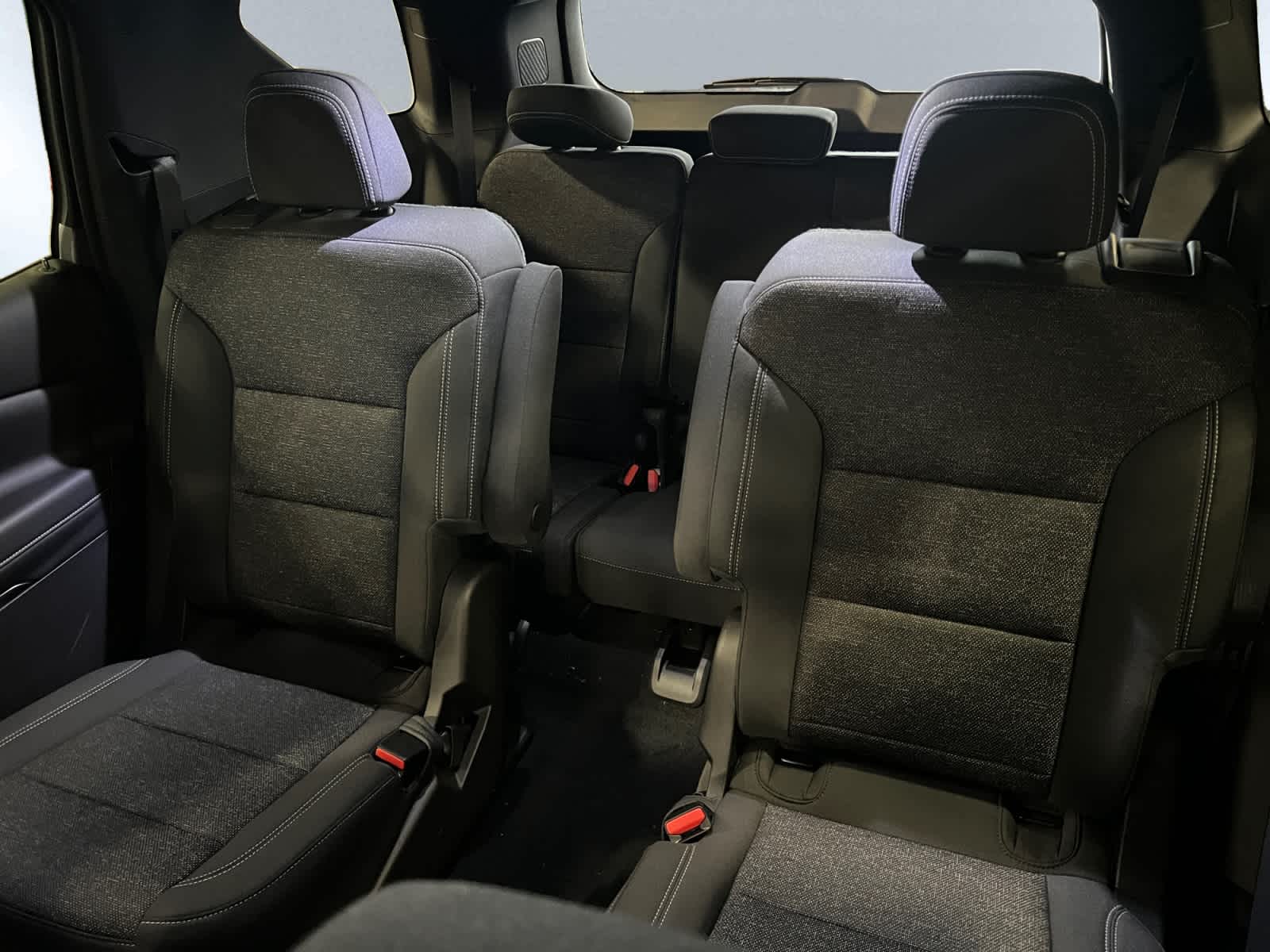 2027 Chevrolet Traverse LT - Photo 18