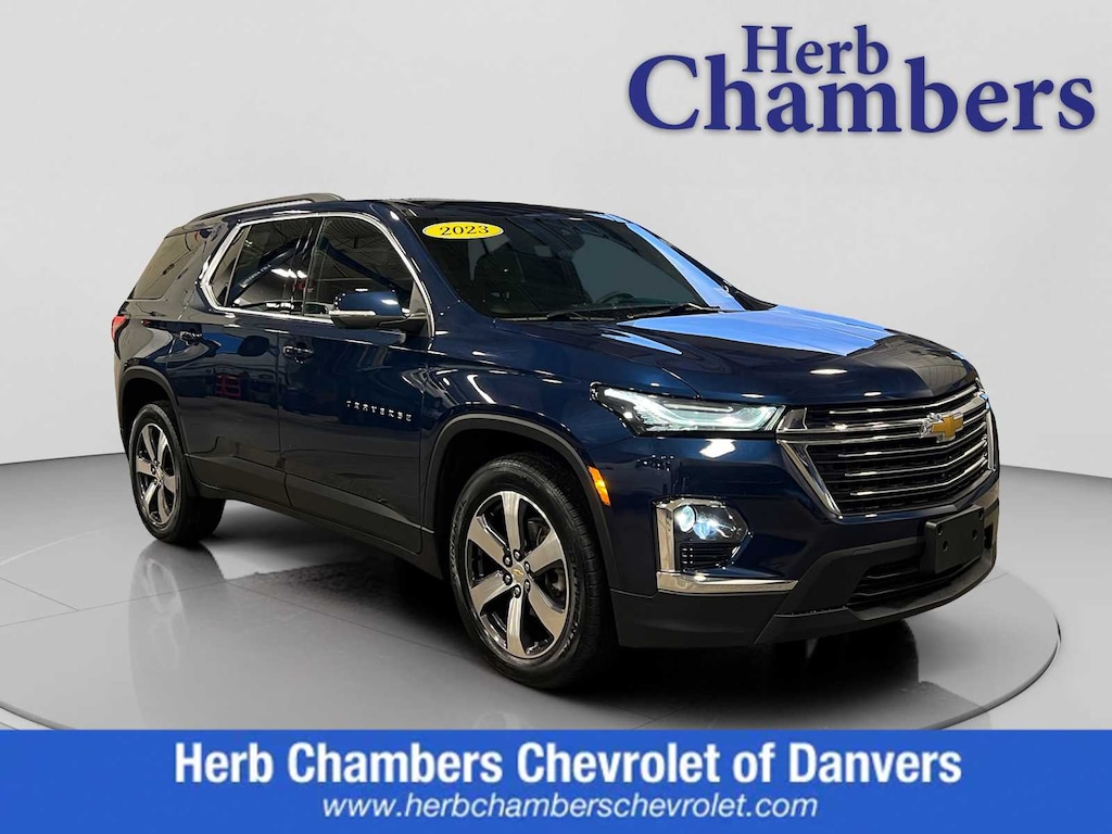 Used 2023 Chevrolet Traverse LT Leather SUV