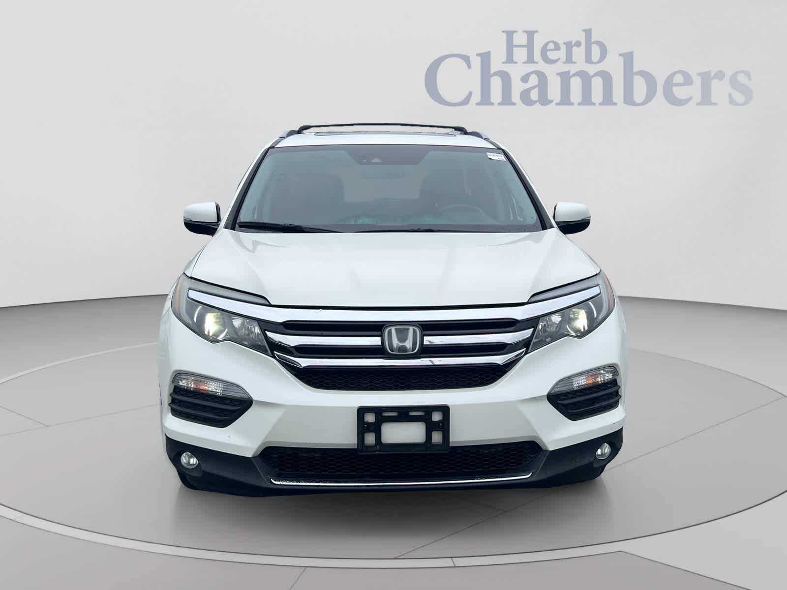 Used 2016 Honda Pilot Elite with VIN 5FNYF6H03GB109718 for sale in Lynnfield, MA
