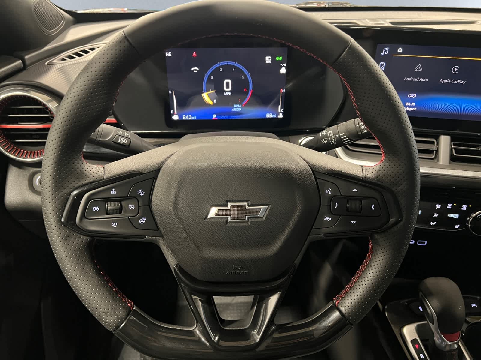 2026 Chevrolet Trax RS - Photo 17
