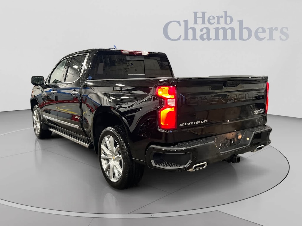 New 2026 Chevrolet Silverado 1500 High Country Truck
