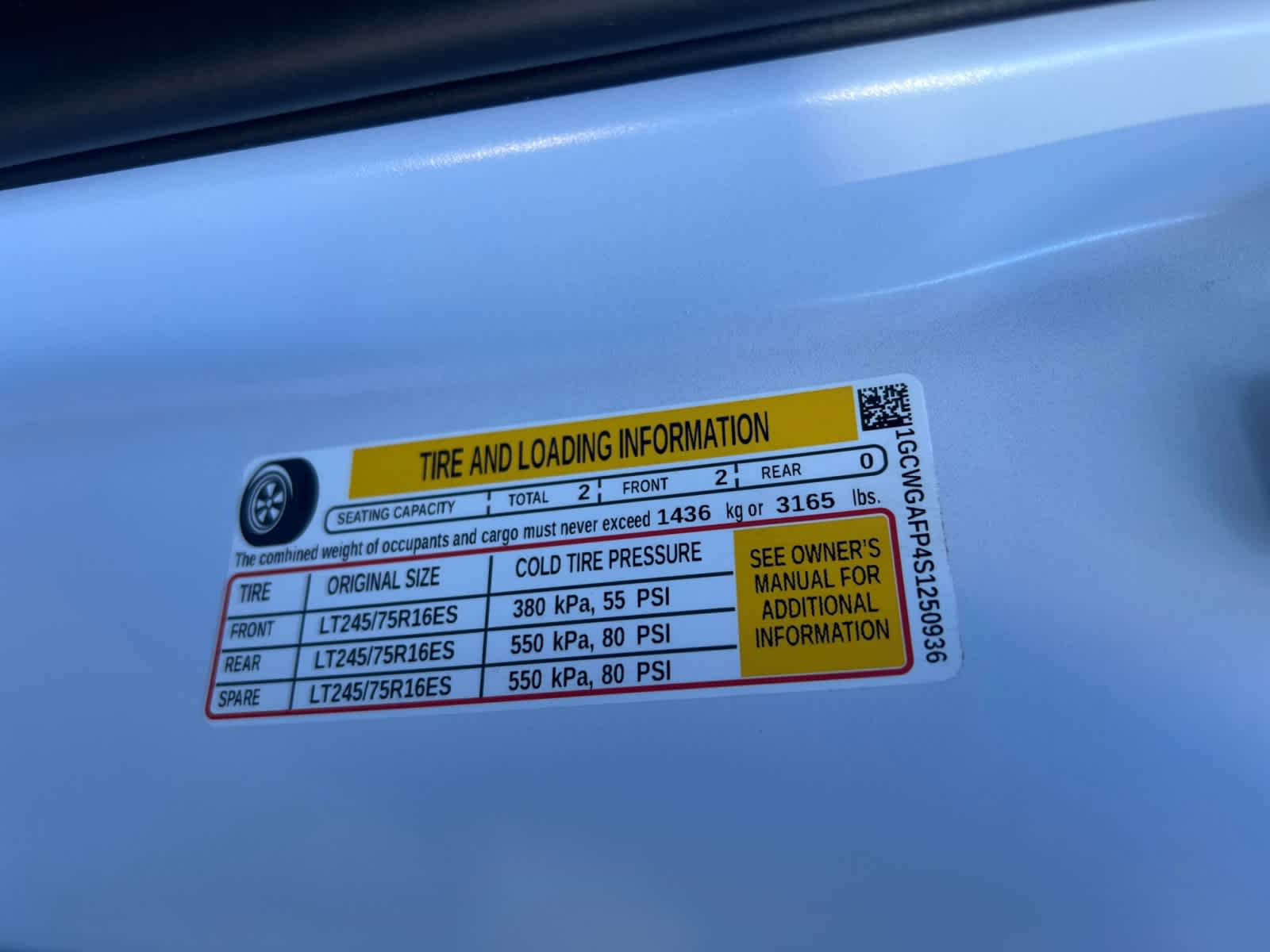 2025 Chevrolet Express Cargo Work Van - Photo 6
