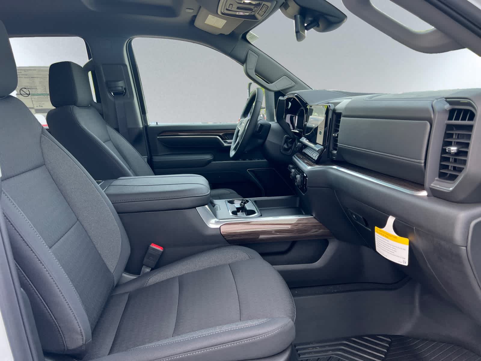 2025 Chevrolet Silverado 3500 HD LT - Photo 20
