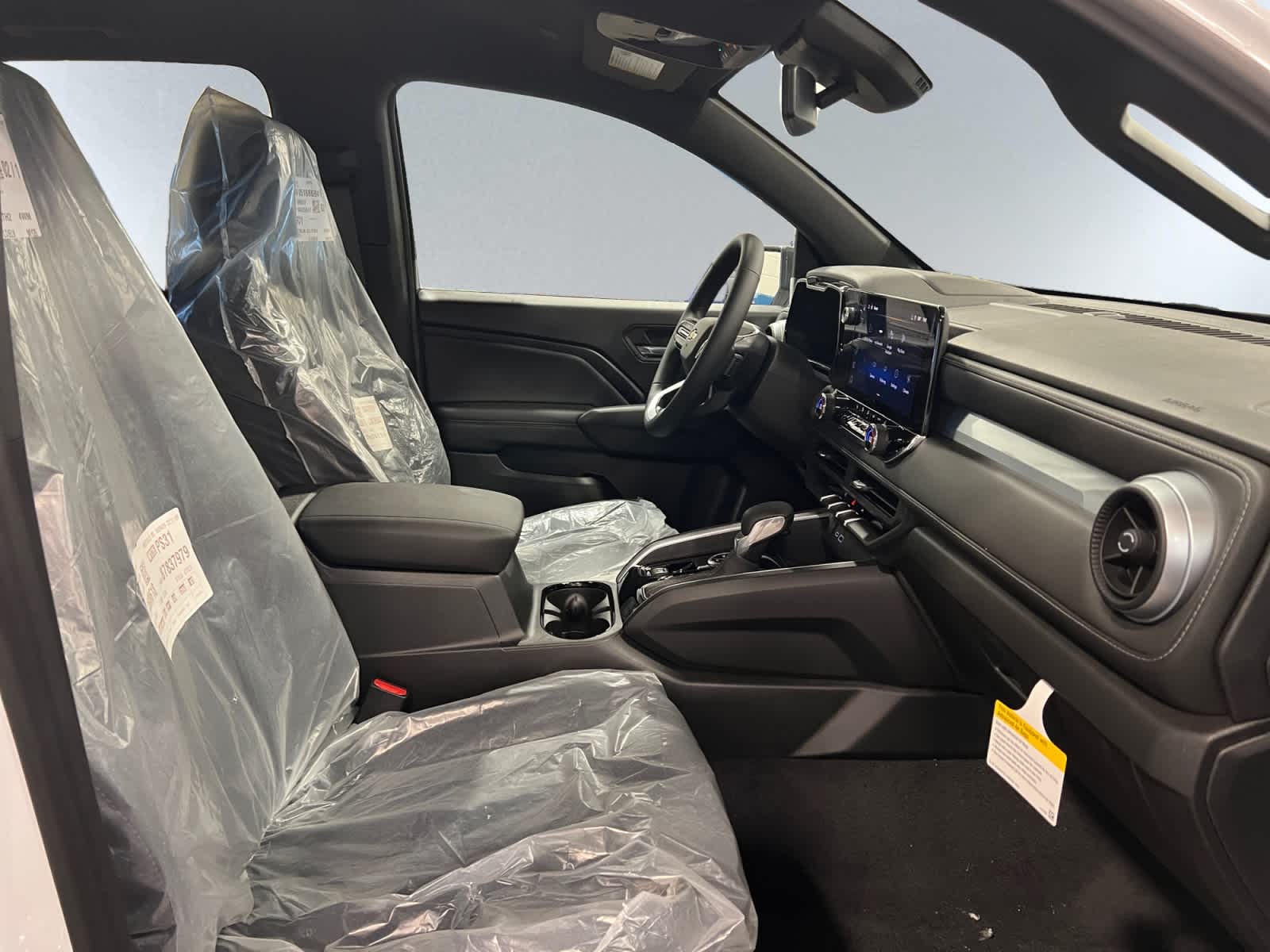 2026 Chevrolet Colorado LT - Photo 20