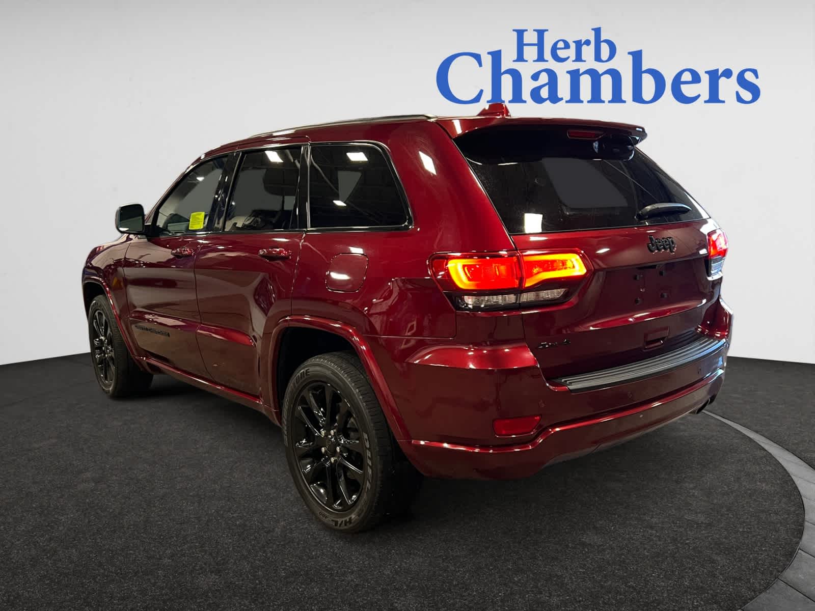 2020 Jeep Grand Cherokee Altitude photo 2