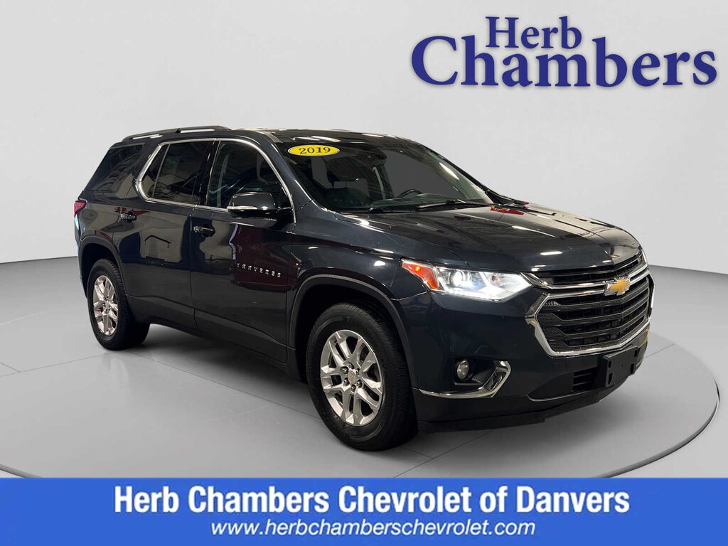 Used 2019 Chevrolet Traverse LT Cloth SUV