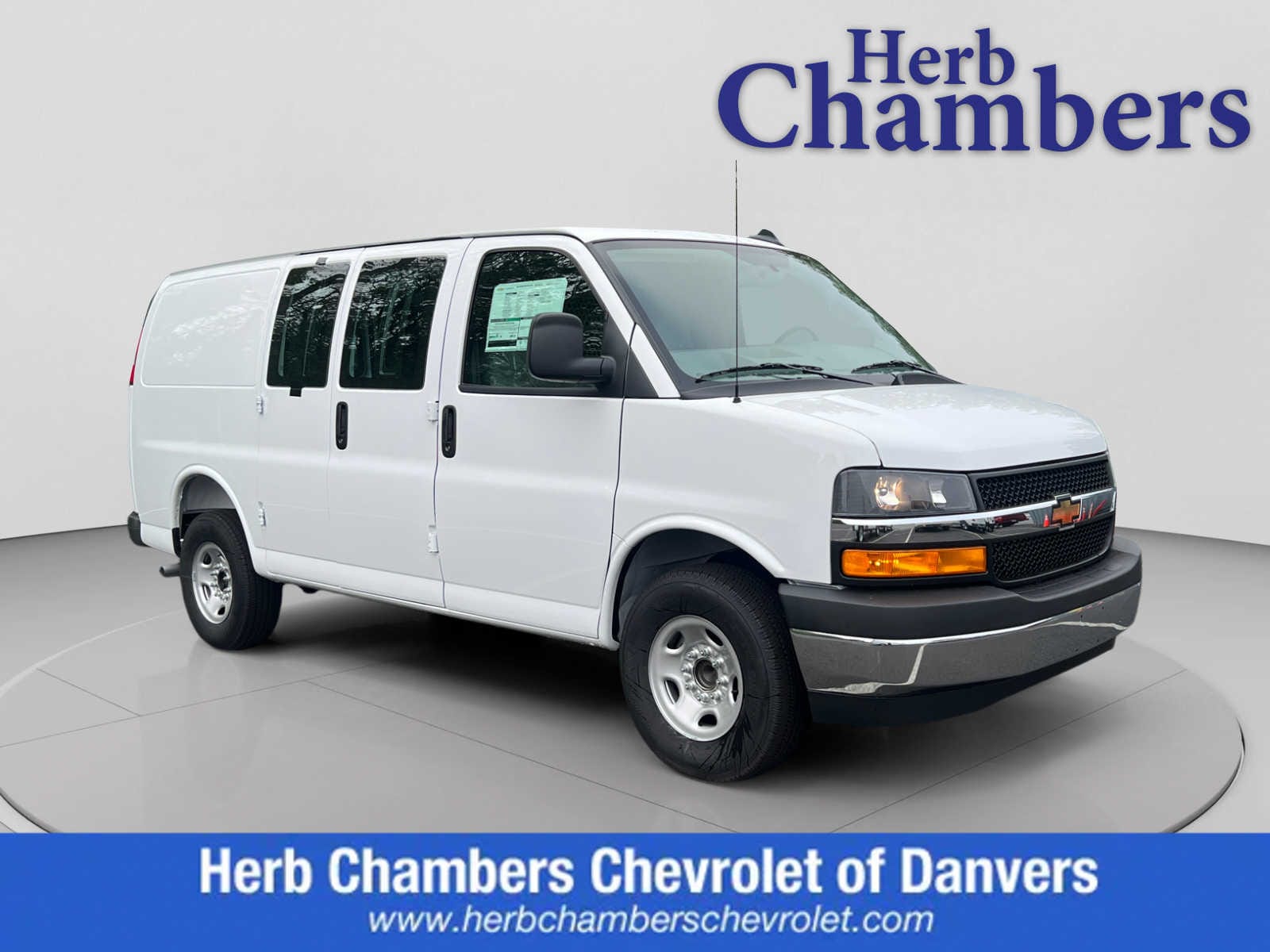 2025 Chevrolet Express Cargo Work Van's photo