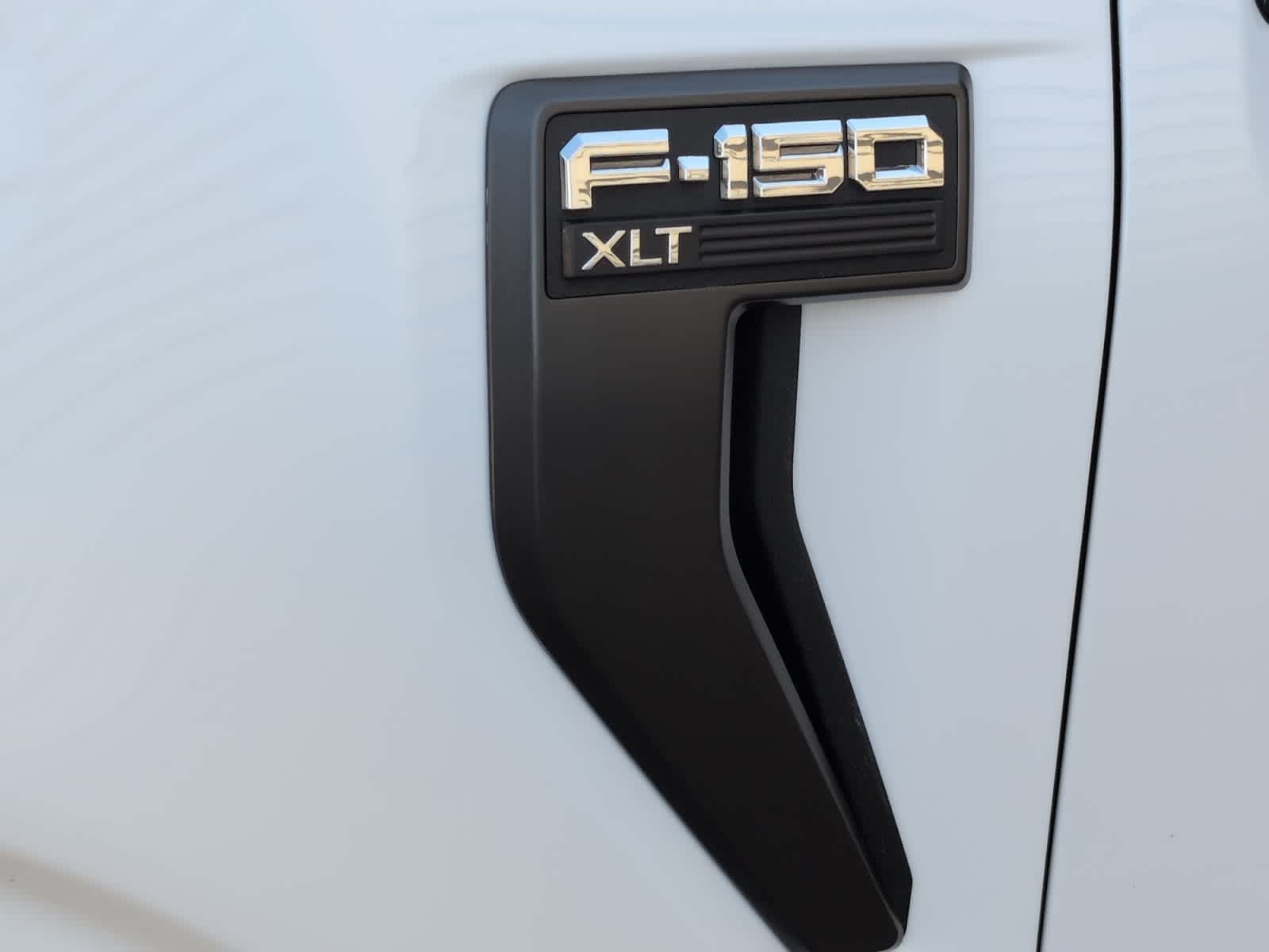 used 2022 Ford F-150 car, priced at $40,497