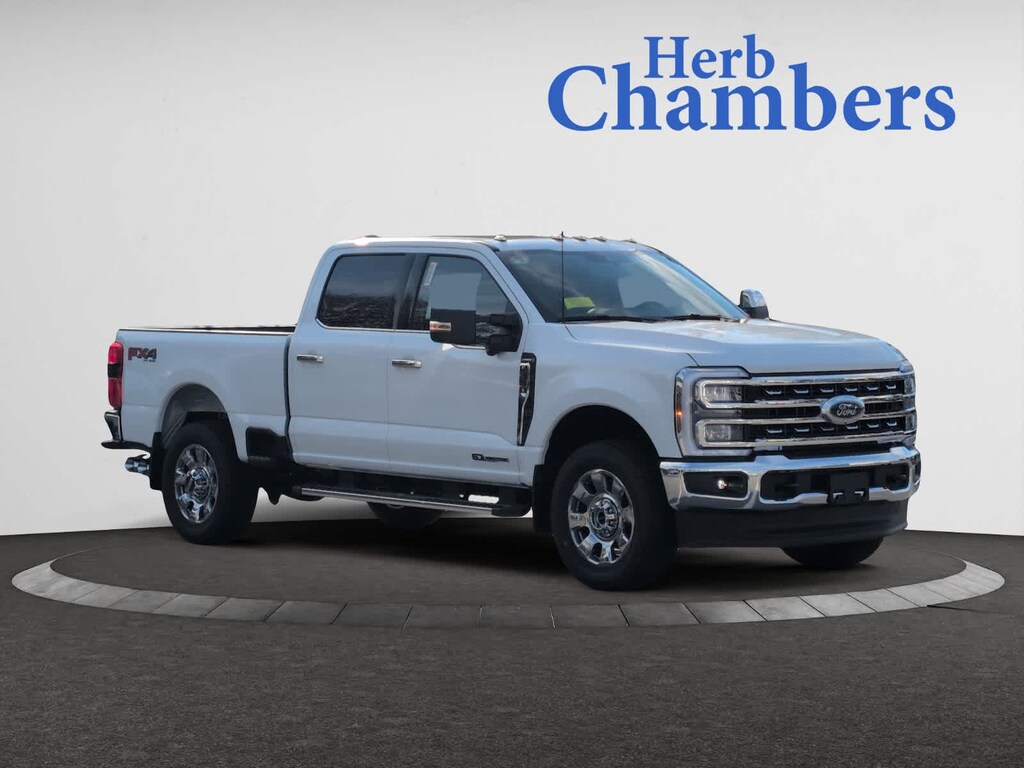 New 2026 Ford Super Duty F-350 SRW Lariat Truck Crew Cab