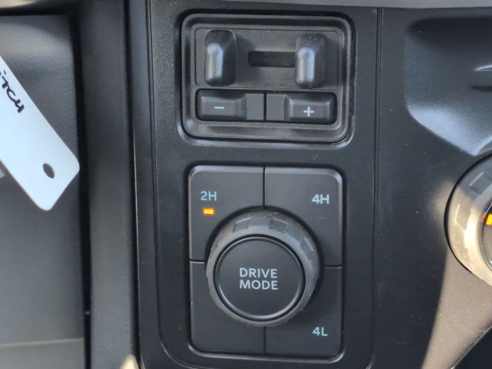 2025 Ford F-550 Super Duty Chassis Cab XL - Photo 22