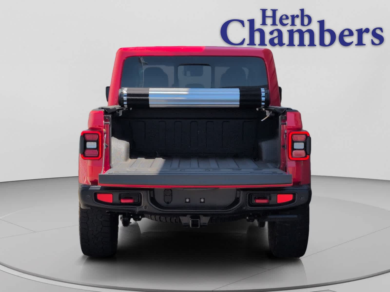 used 2021 Jeep Gladiator car, priced at $34,497