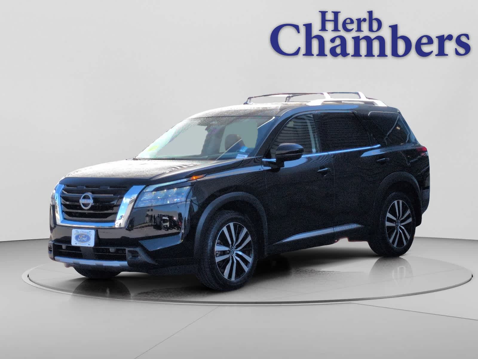 used 2025 Nissan Pathfinder car, priced at $43,497