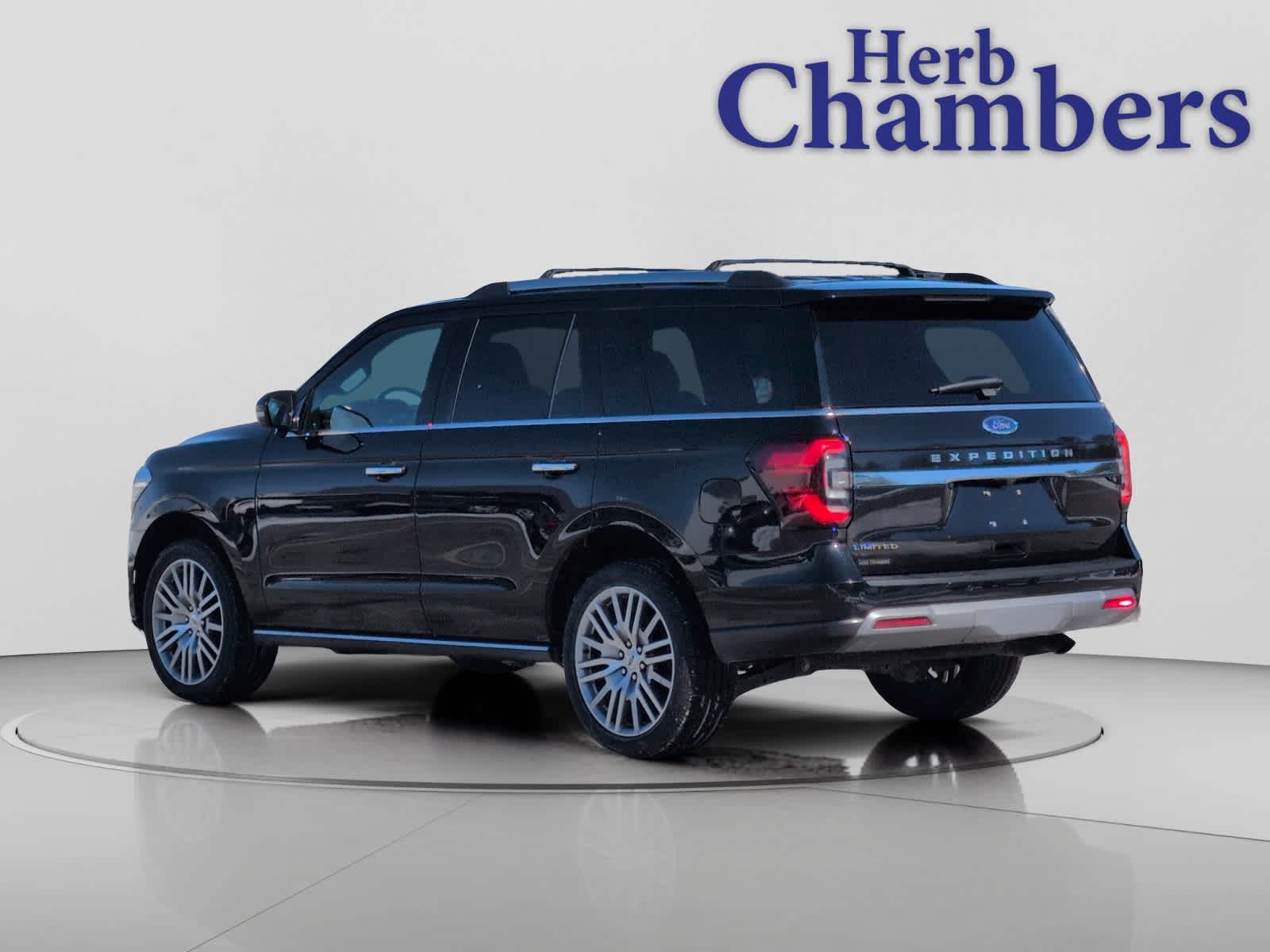 used 2023 Ford Expedition car, priced at $50,497