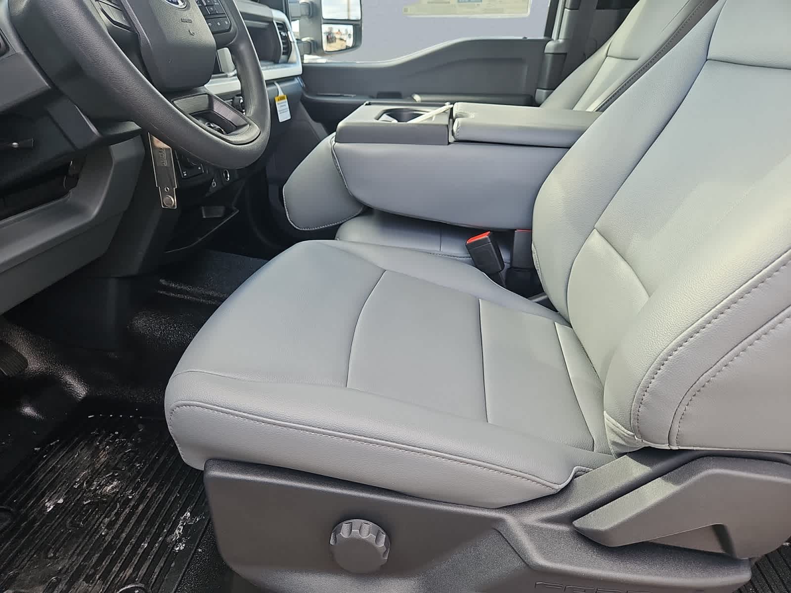 2025 Ford F-250 Super Duty XL - Photo 11