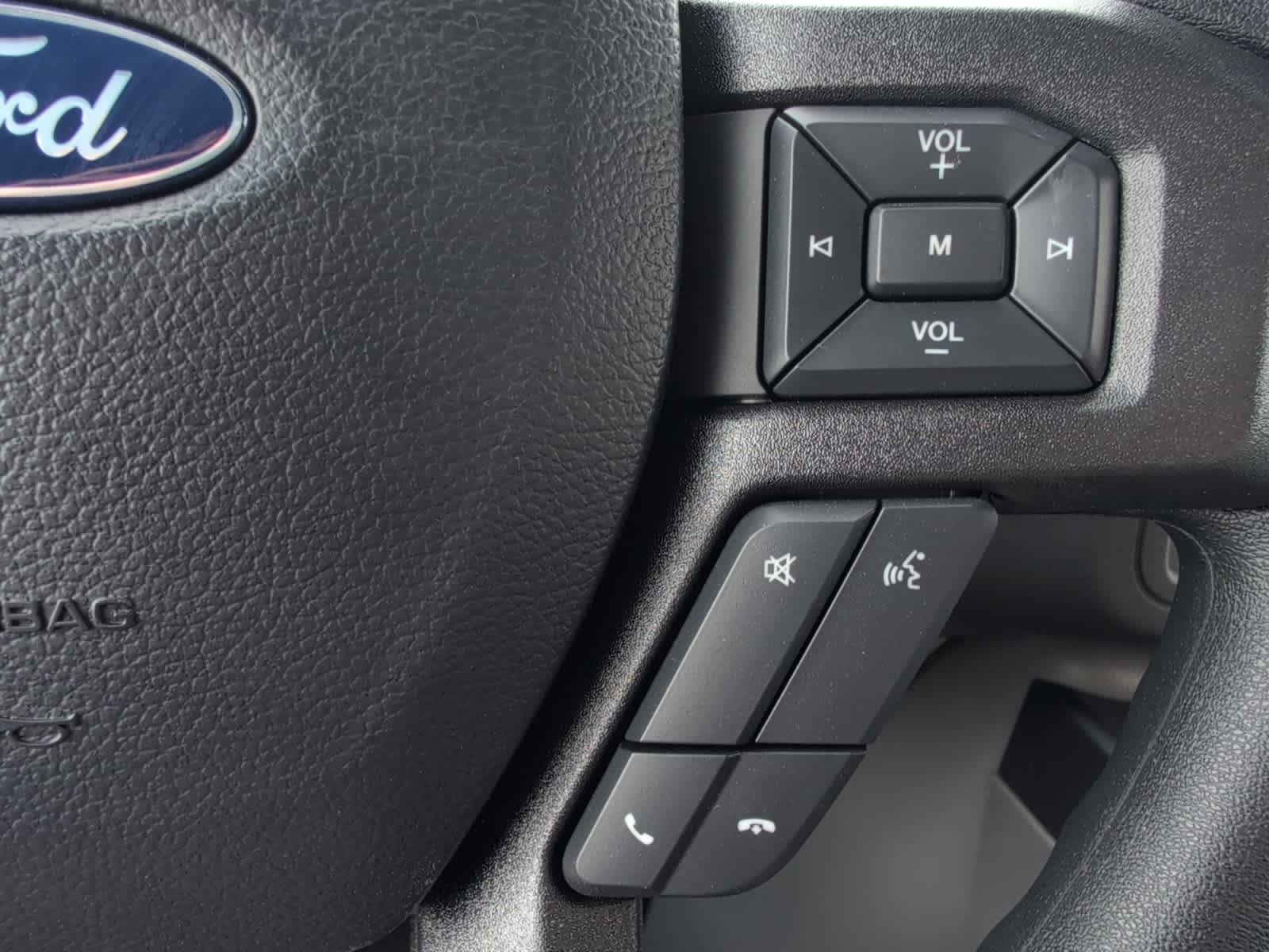 new 2026 Ford E-Series Cutaway car, priced at $45,980