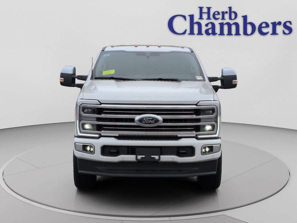 New 2026 Ford Super Duty F-350 SRW Platinum Truck Crew Cab