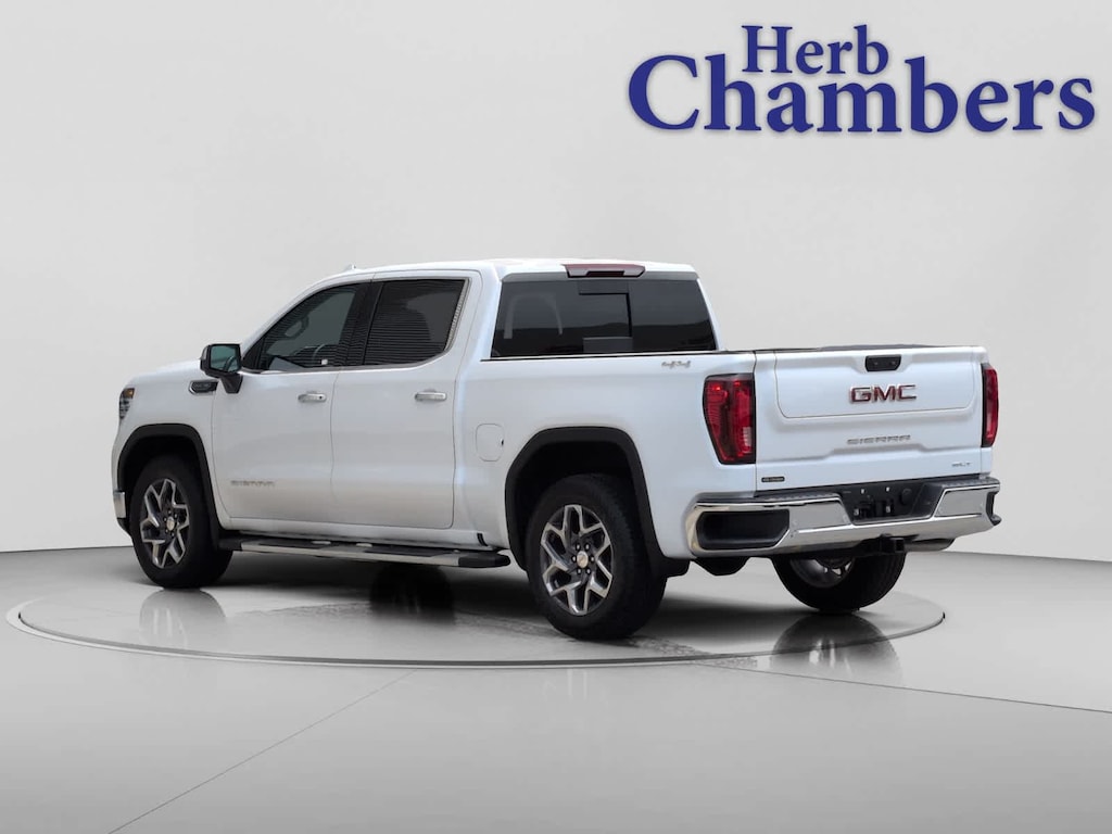 Used 2024 GMC Sierra 1500 SLT 4WD Crew Cab 147 Truck Crew Cab