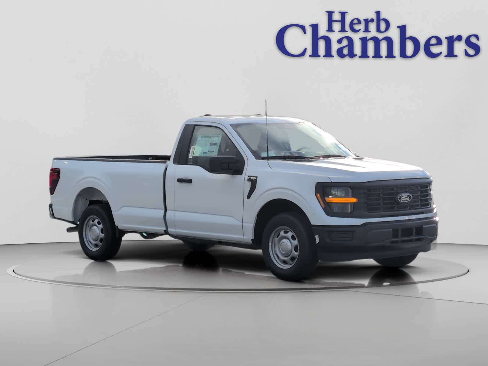 2025 Ford F-150 XL's photo