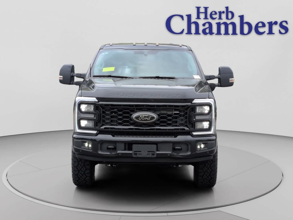 New 2026 Ford Super Duty F-250 SRW Lariat Truck Crew Cab