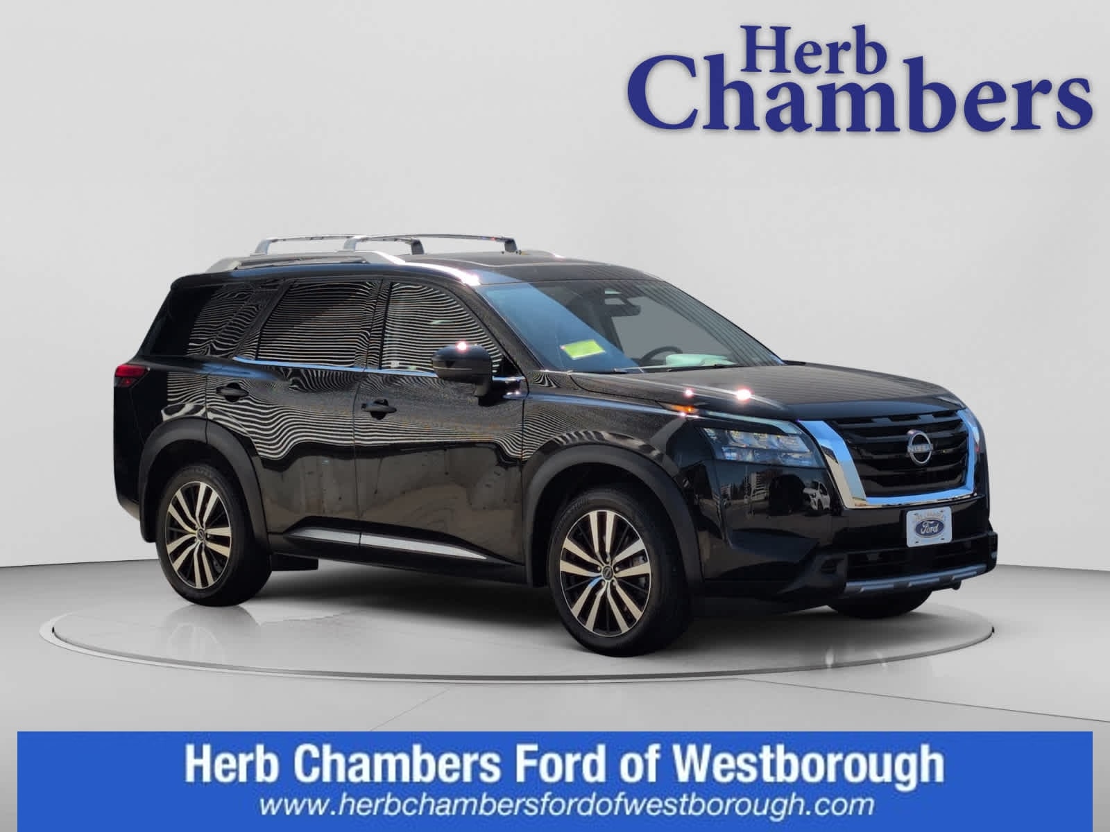 used 2025 Nissan Pathfinder car, priced at $43,497