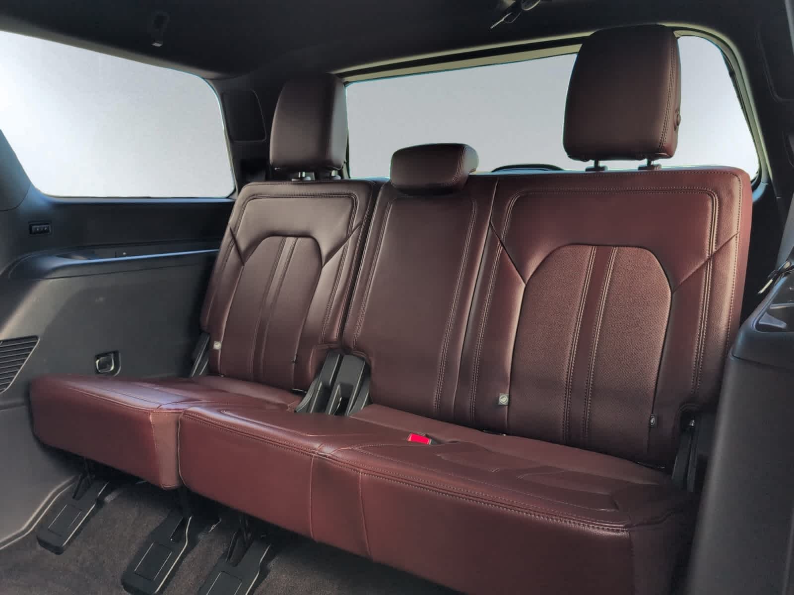 used 2023 Ford Expedition car, priced at $50,497