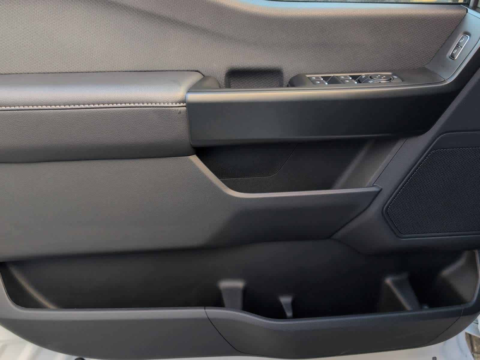 new 2025 Ford F-150 car, priced at $51,754