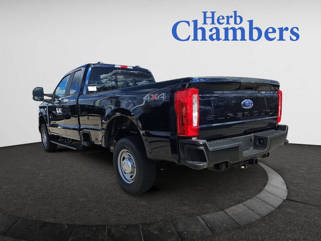 New 2025 Ford Super Duty F-250 SRW XL 4WD Supercab 8 Box Truck Super Cab