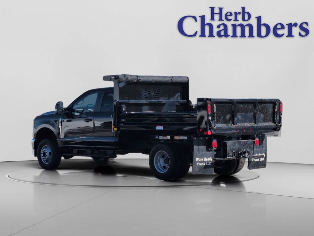 Used 2024 Ford F-350 Chassis XL 4WD Supercab 168 WB 60 CA Truck Super Cab