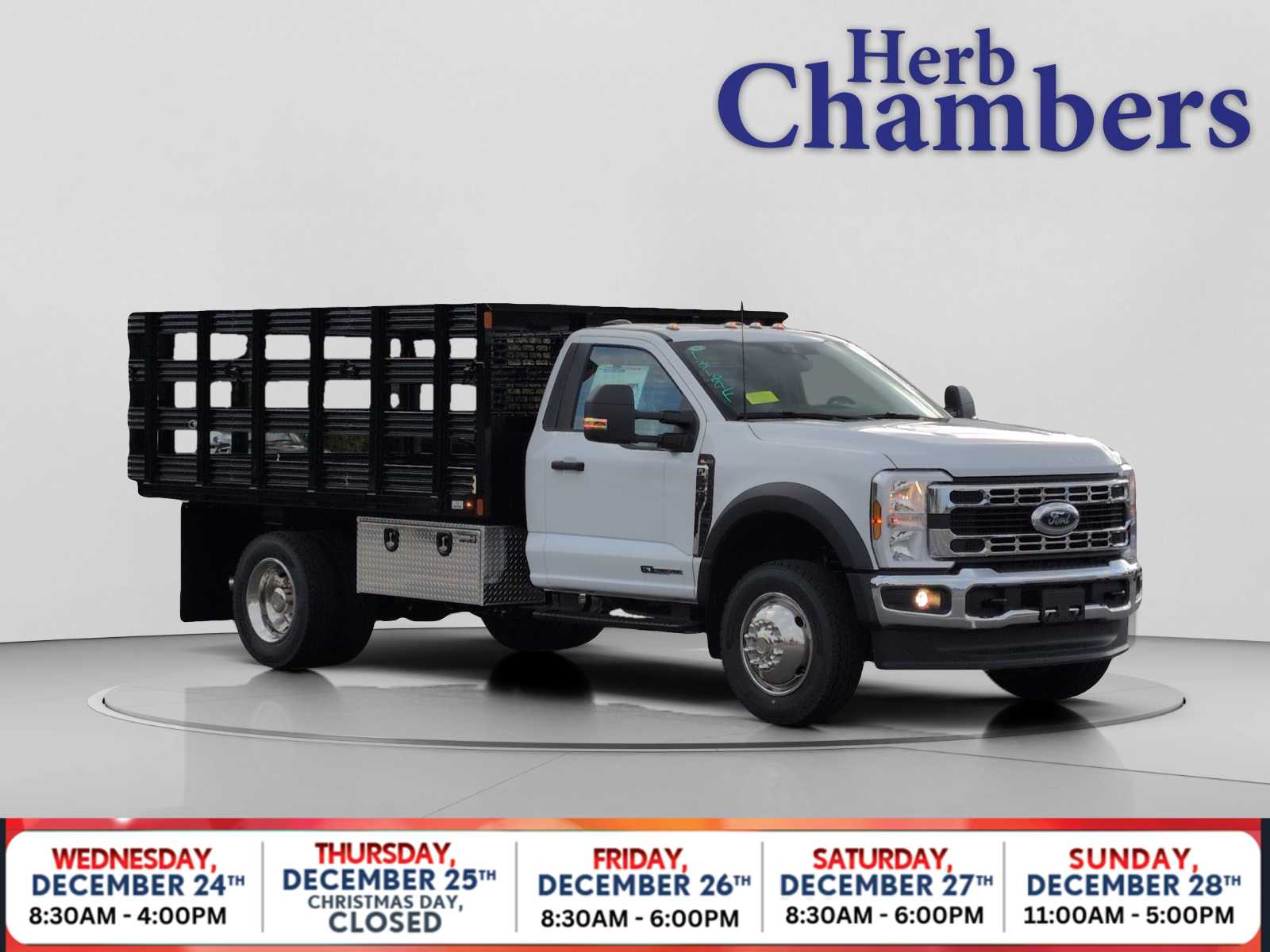 2025 Ford F-600 Super Duty Chassis Cab XL's photo