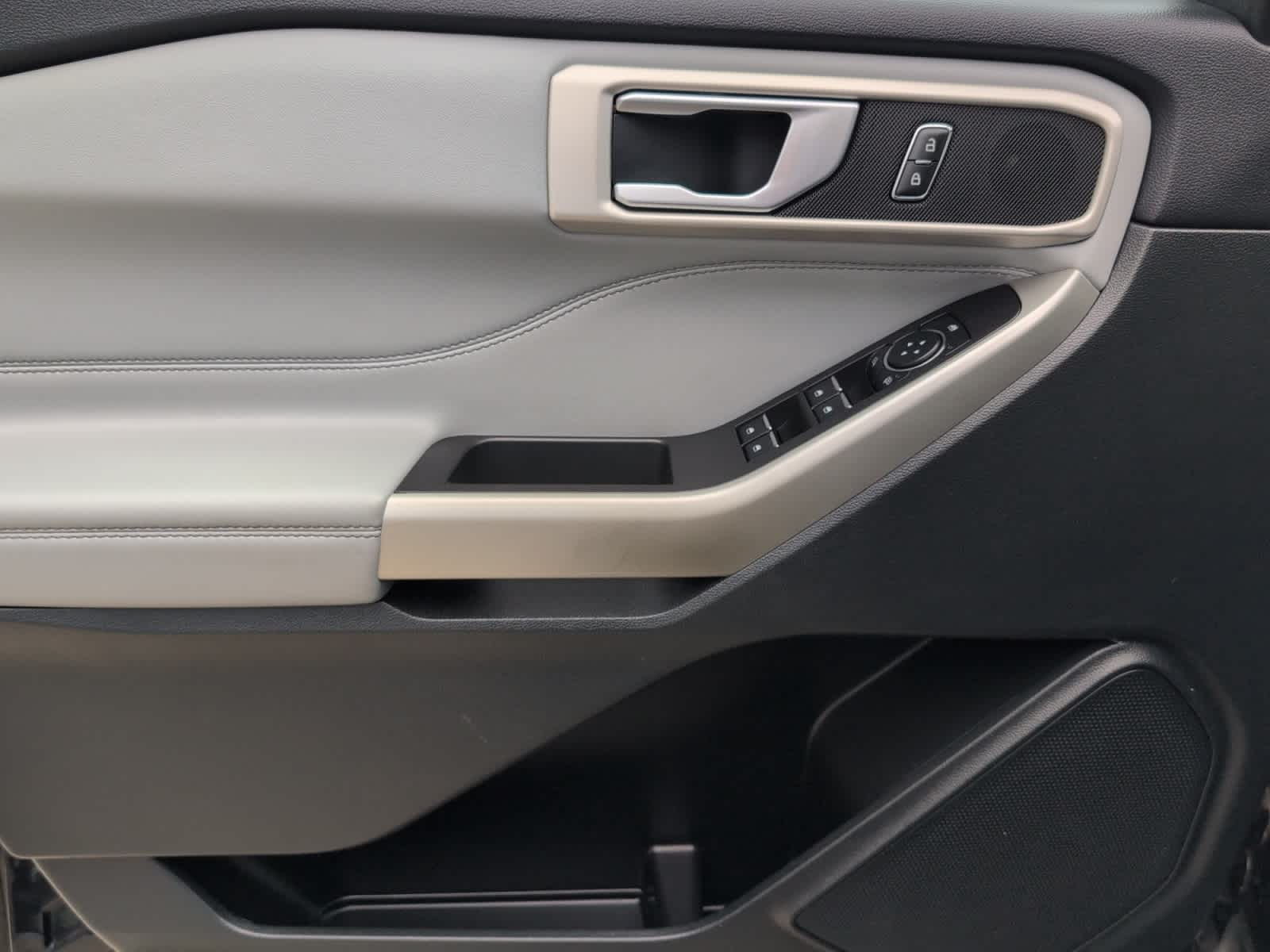 used 2023 Ford Explorer car, priced at $35,997