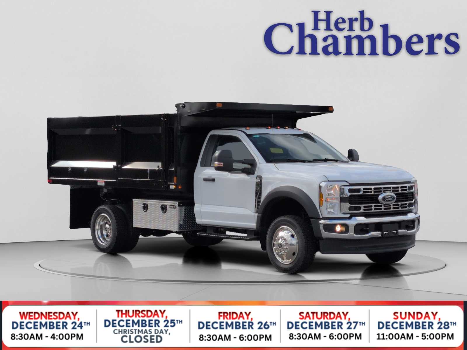 2025 Ford F-450 Super Duty Chassis Cab XL's photo