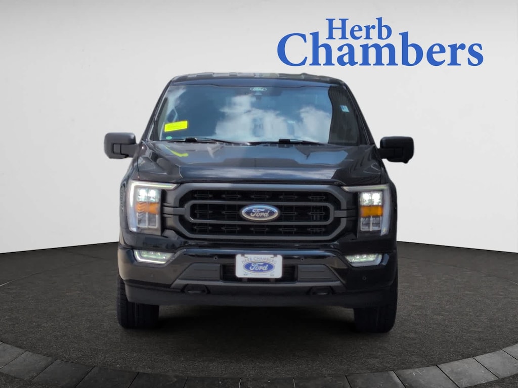 Used 2022 Ford F-150 XLT 4WD Supercrew 5.5 Box Truck SuperCrew Cab