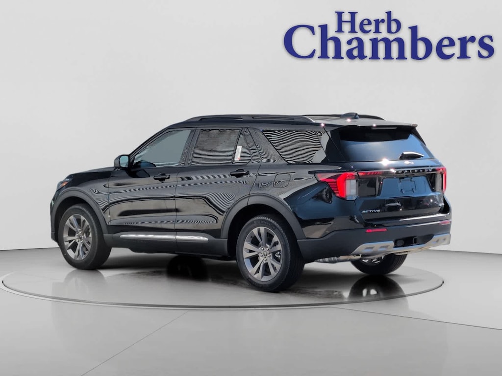 New 2025 Ford Explorer Active SUV