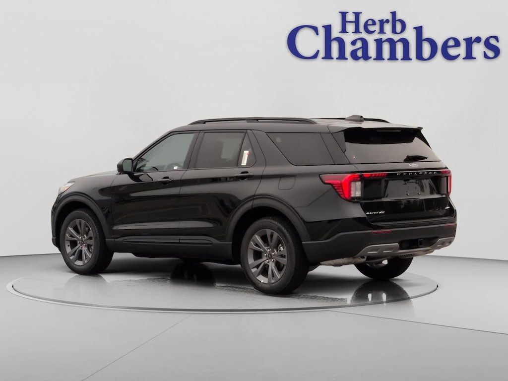 New 2026 Ford Explorer Active w/200A Pkg SUV