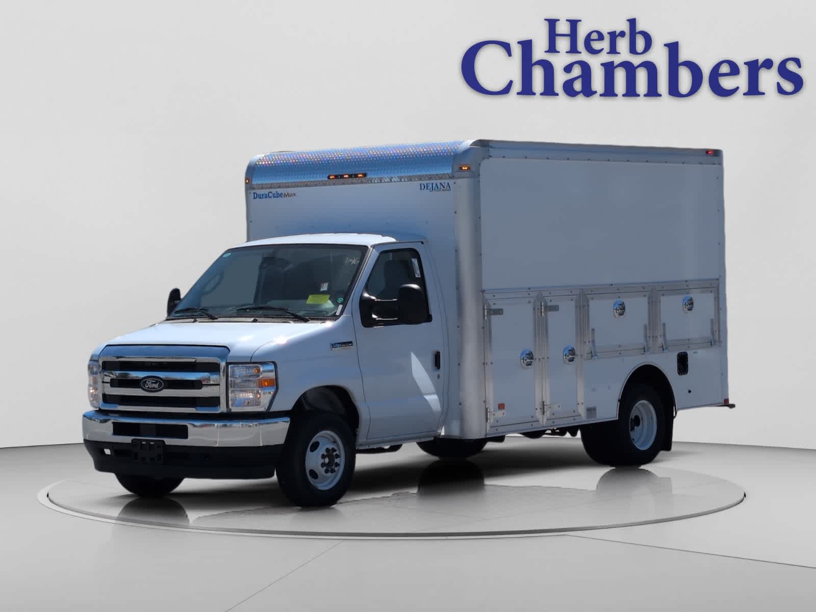 new 2026 Ford E-Series Cutaway car, priced at $46,444