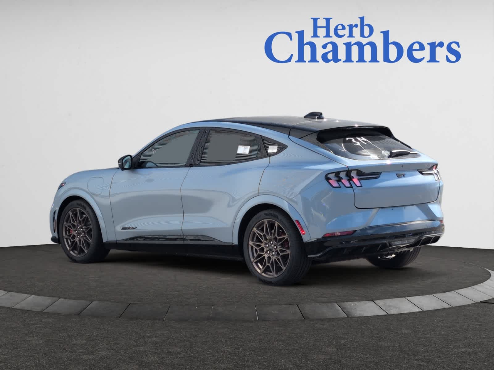 2025 Ford Mustang Mach-E GT photo 3