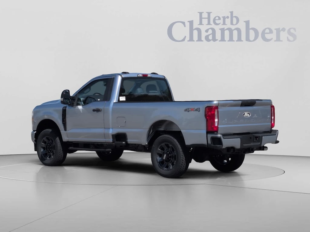 New 2027 Ford Super Duty F-350 SRW Pickup XL 4WD Reg Cab 8 Box Truck Regular Cab