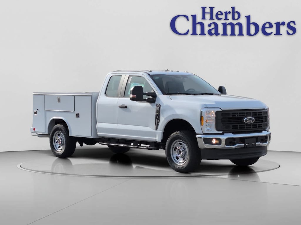 New 2025 Ford Super Duty F-350 SRW XL 4WD Supercab 8 Box Truck Super Cab
