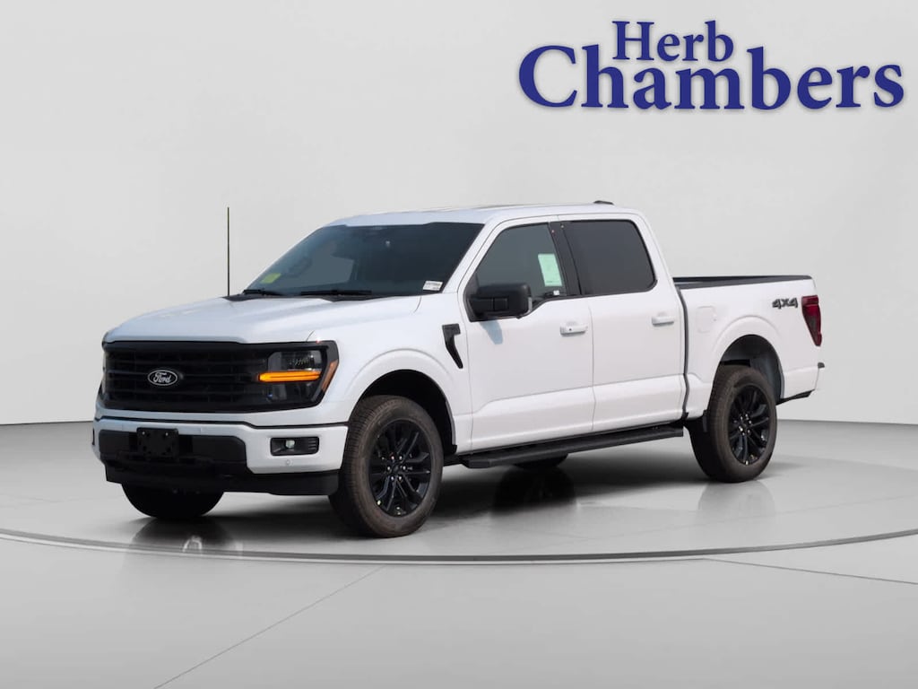 New 2026 Ford F-150 XLT 4WD Supercrew 5.5 Box Truck SuperCrew Cab