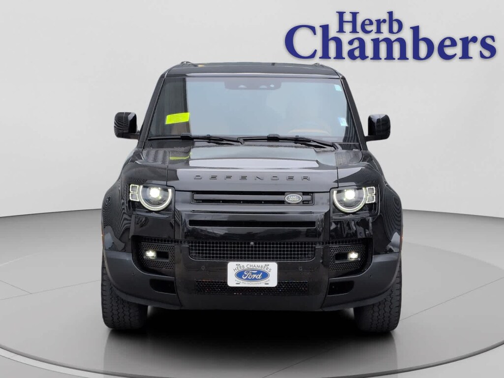 Used 2023 Land Rover Defender SE SUV