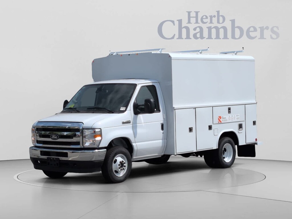 New 2027 Ford E-Series Cutaway Truck