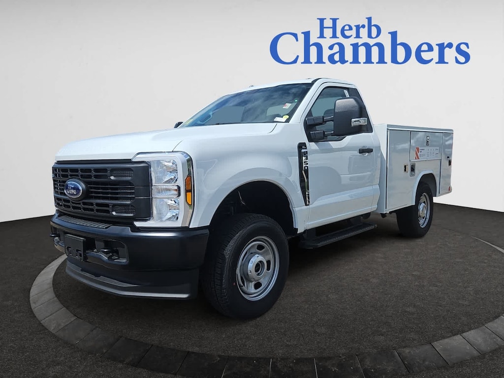 New 2025 Ford Super Duty F-350 SRW XL 4WD Reg Cab 8 Box Truck Regular Cab
