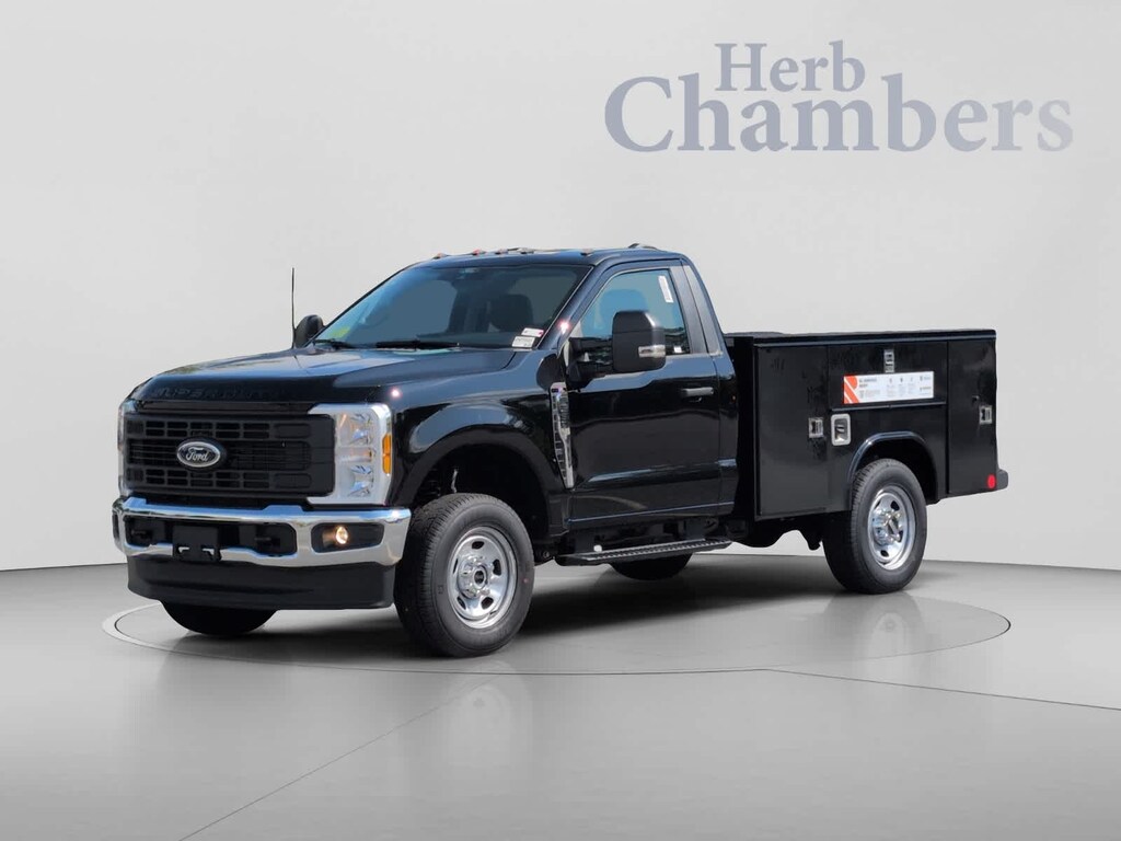 New 2026 Ford Super Duty F-350 SRW Pickup XL 4WD Reg Cab 8 Box Truck Regular Cab