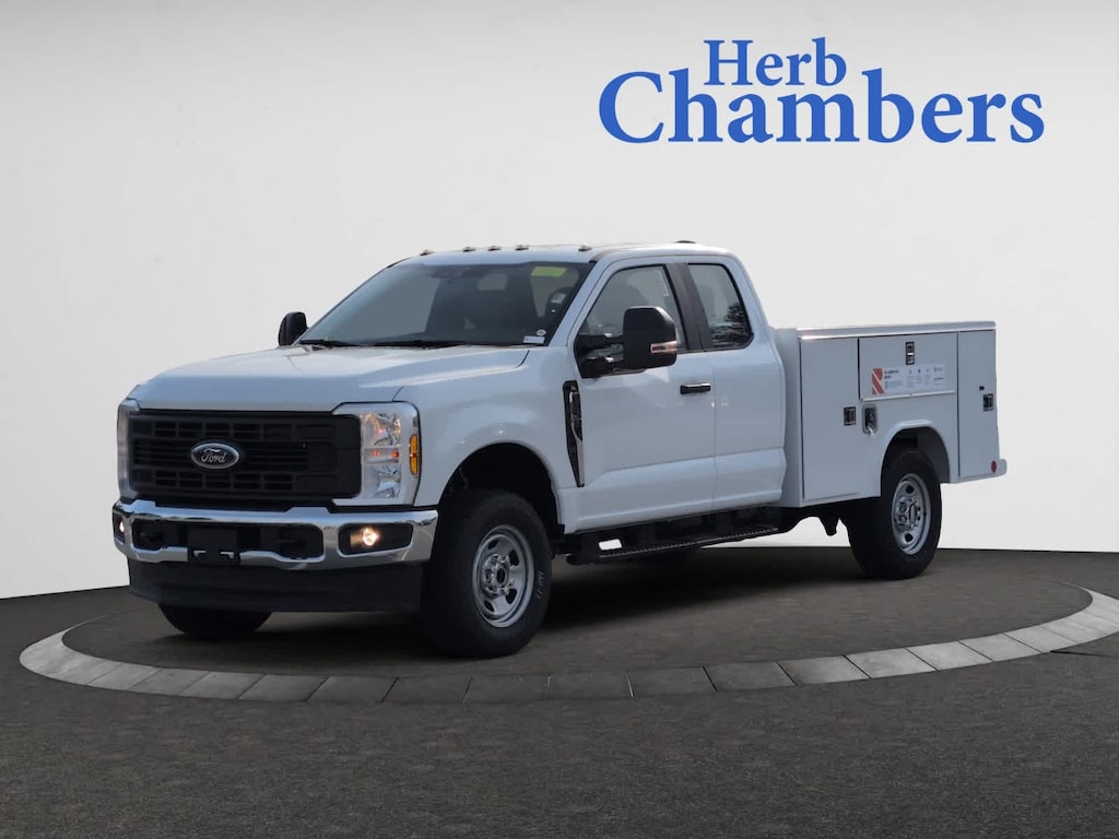 New 2025 Ford Super Duty F-350 SRW XL 4WD Supercab 8 Box Truck Super Cab