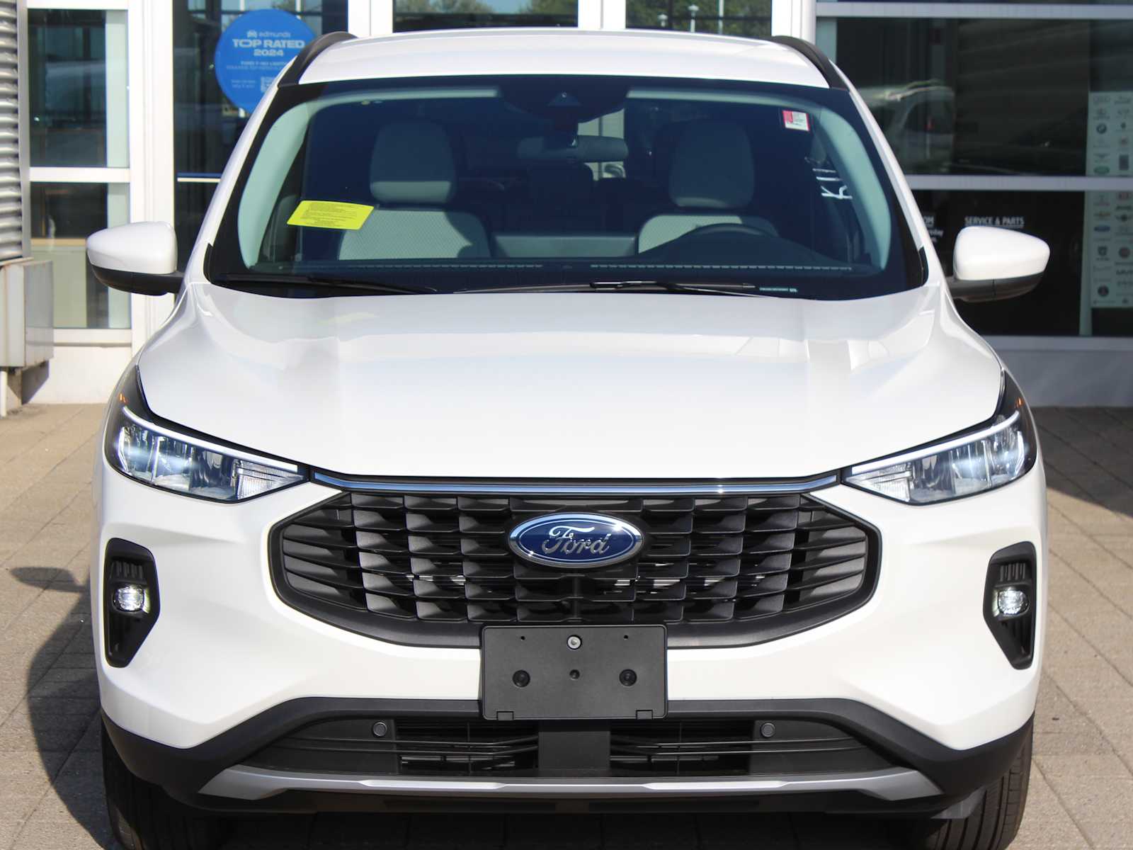 2024 Ford Escape photo 2