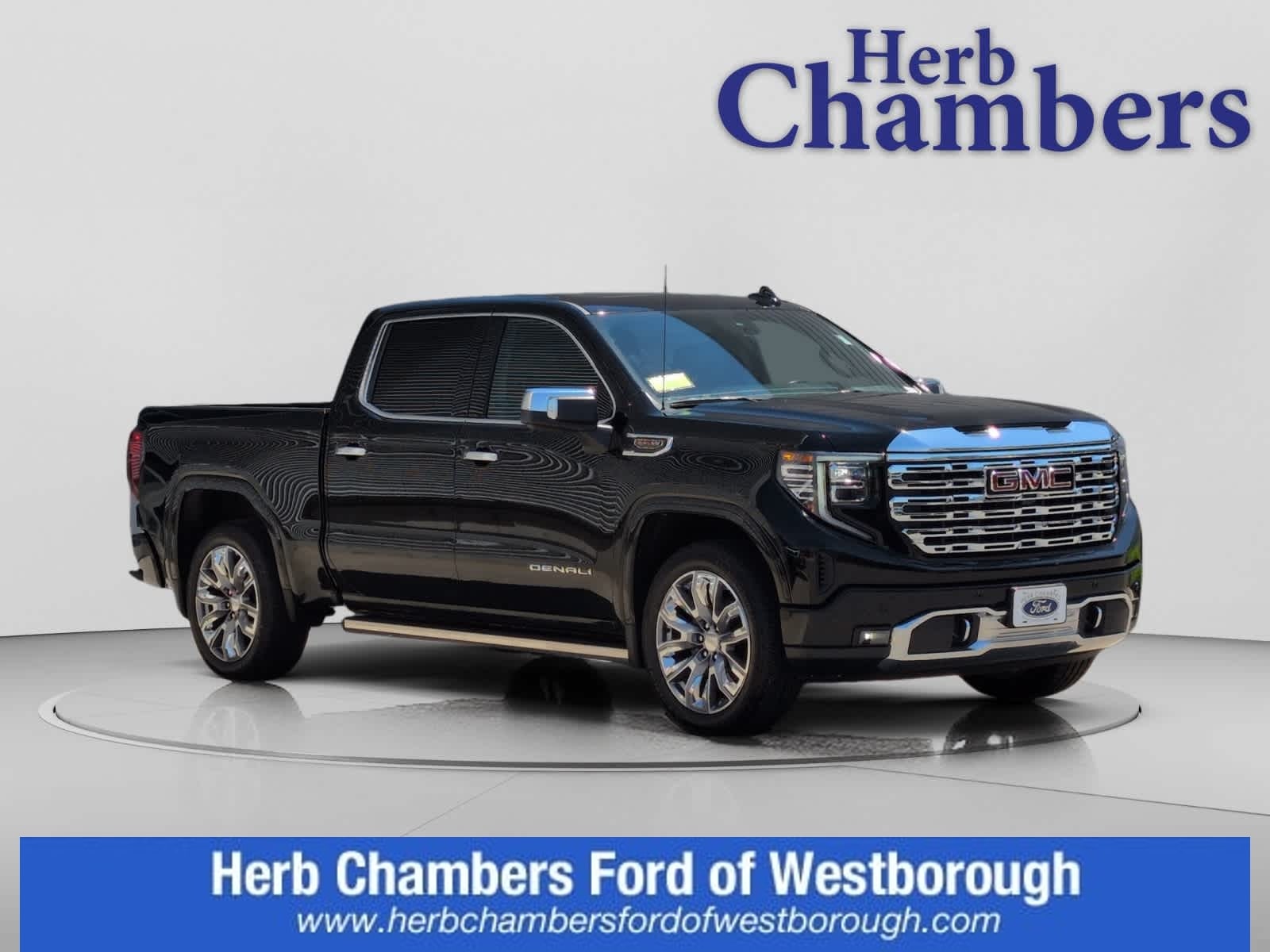 2024 GMC Sierra 4WD Crew Cab Short Box Denali's photo