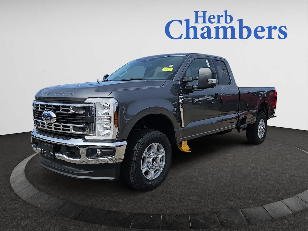 New 2025 Ford Super Duty F-350 SRW XLT 4WD Supercab 8 Box Truck Super Cab