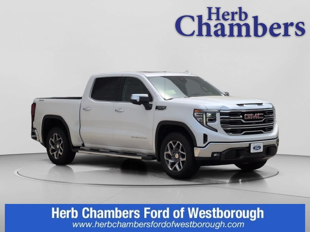 Used 2024 GMC Sierra 1500 SLT 4WD Crew Cab 147 Truck Crew Cab