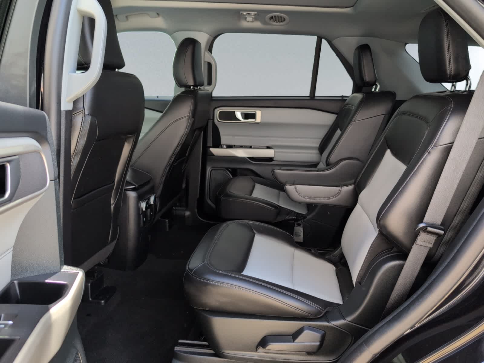used 2023 Ford Explorer car, priced at $35,997